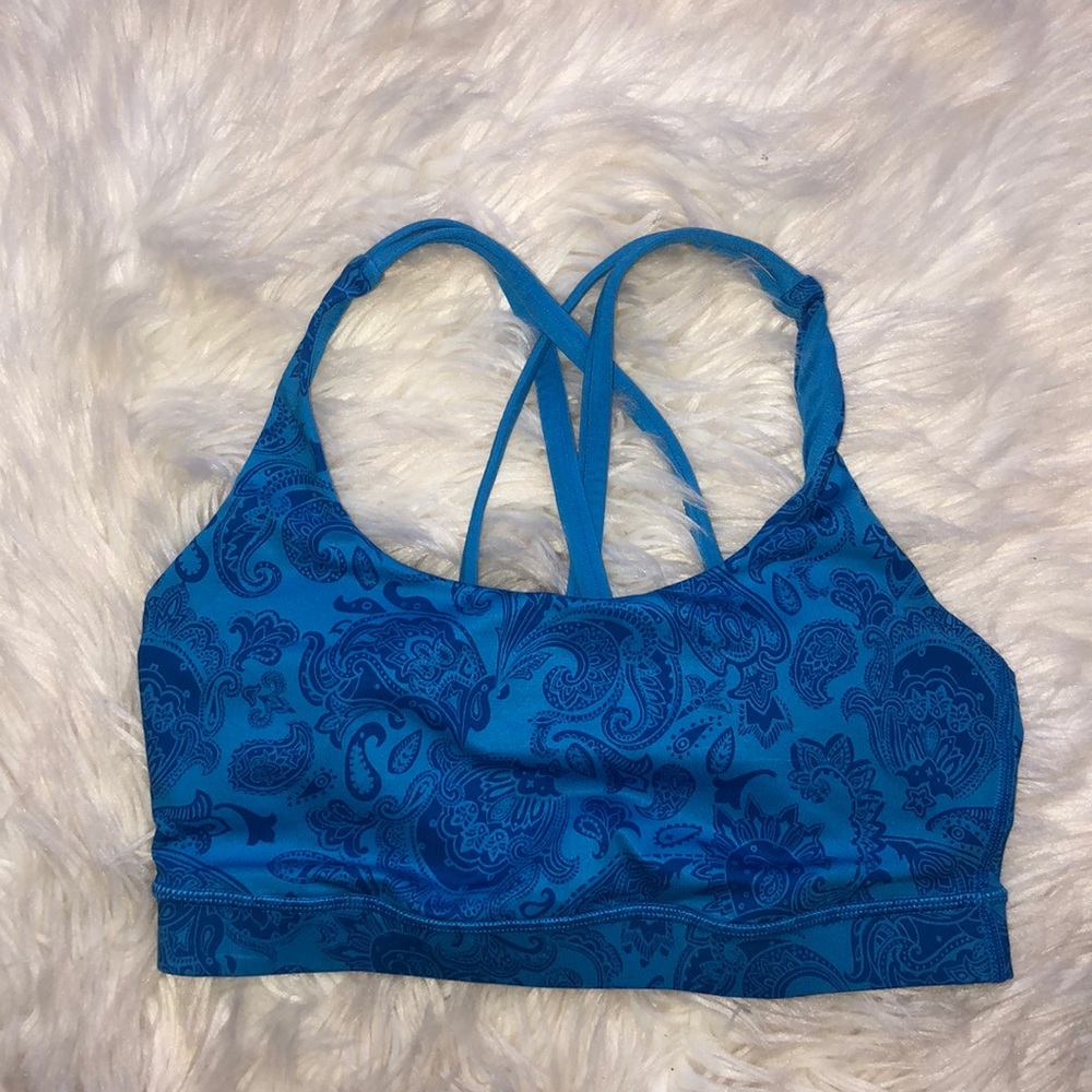 Lululemon sports bra